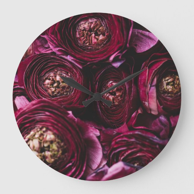Reloj Redondo Grande Ranunculus morado oscuro, floreciente acercamiento (Anverso)
