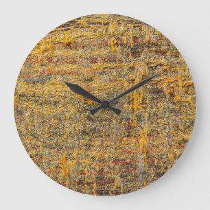 Reloj Redondo Grande Resina de árbol dorada sobre madera rústica