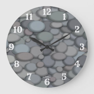 Reloj Redondo Grande River Pebbles with White Numbers