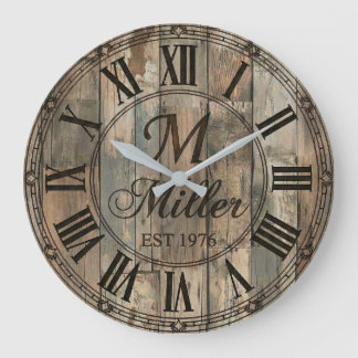 Reloj Redondo Grande Rustic Family Monogram Wall Clock | Wood-Look