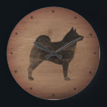 Reloj Redondo Grande Rústica noruega de Silhouette<br><div class="desc">Reloj de pared de Elkie Lover. El diseño de madera está impreso,  no de madera real.</div>