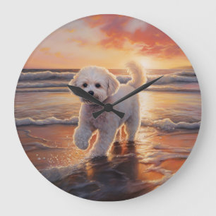 Reloj Redondo Grande Sandy Paws Bichon Frise Dog en Beach Sunset