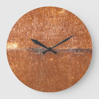 Reloj Redondo Grande Soldado metalizado, textura oxidada.