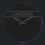 Reloj Redondo Grande Texto de personalizable | Negra y gris oscuro<br><div class="desc">Audaz aspecto contemporáneo.</div>