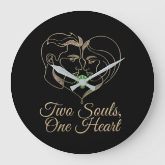 Reloj Redondo Grande Two Souls, One Heart – Elegant Romantic Line Art