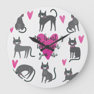 Reloj Redondo Grande Un gato lindo: ilustracion con letras de amor.