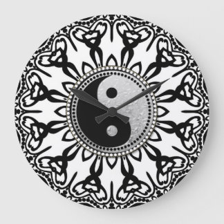 Reloj Redondo Grande Yin Yang tribal negro + blanco equilibra tu tiempo