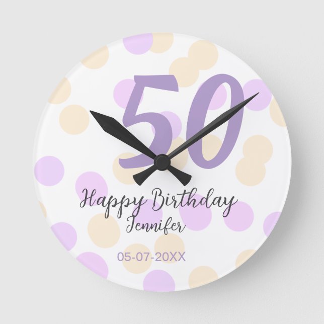 Reloj Redondo Mediano 50th birthday add name date purple orange polkadot (Anverso)