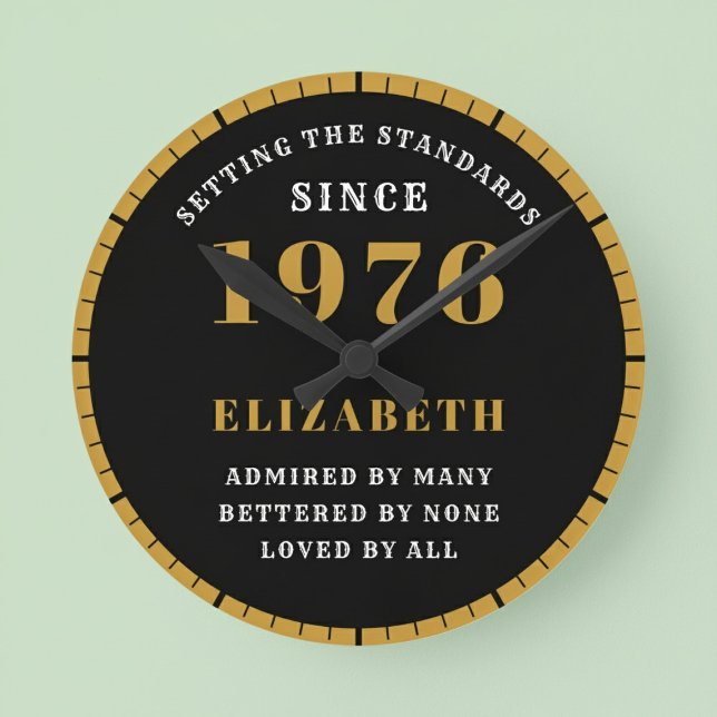 Reloj Redondo Mediano 50th Birthday Born 1976 Black Gold (Born 1976 standards birthday clock. Pastel background.)