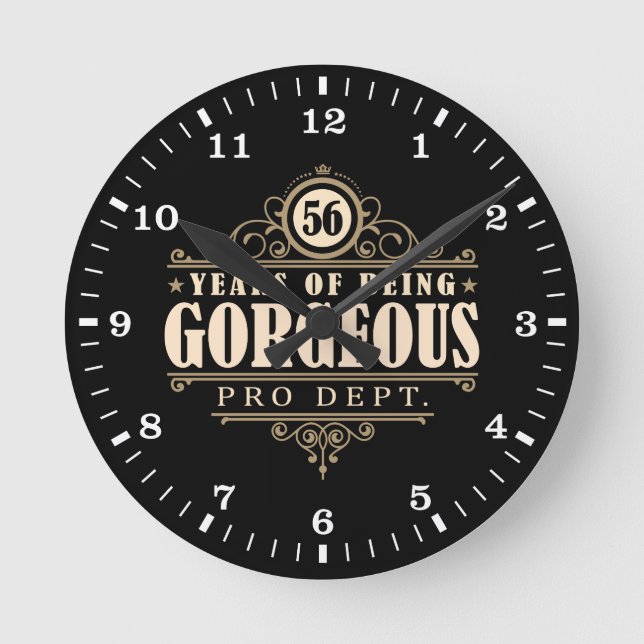 Reloj Redondo Mediano 56.o Cumpleaños (56 años de ser magníficos) (Anverso)