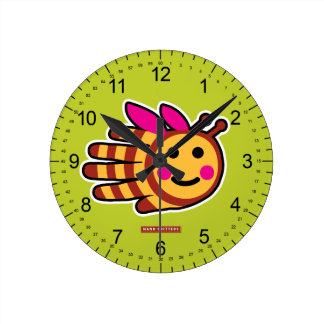 Reloj Redondo Mediano Abeja miel feliz con alas rosadas
