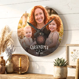 Reloj Redondo Mediano Abuela Personalizada Moderna Blanca Letra Guion Fo
