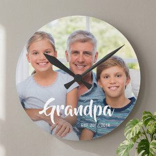 Reloj Redondo Mediano Abuelo Estableció Foto de Escritura Blanca Moderna