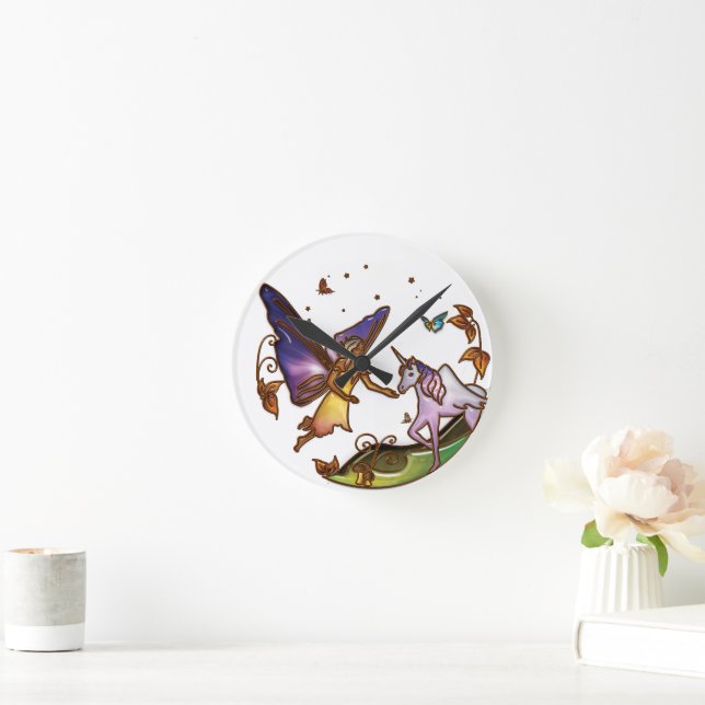 Reloj Redondo Mediano Adilyn Faery Wall Clock, Acrílico redondo de 8" (Hogar)