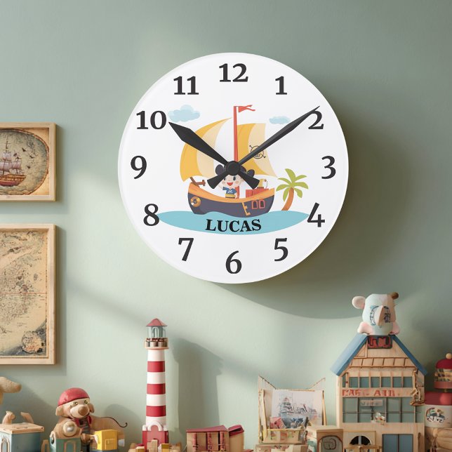 Reloj Redondo Mediano Ahoy-Matey, un barco pirata personalizado para niñ (Subido por el creador)