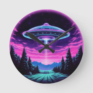 Reloj Redondo Mediano Alien Spaceship Retro Futurista