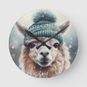 Reloj Redondo Mediano Alpaca dulce de invierno, personalizado