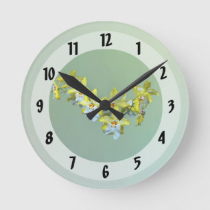 Reloj Redondo Mediano Amarillo y blanco Vuylstekeara Orquids Corazón
