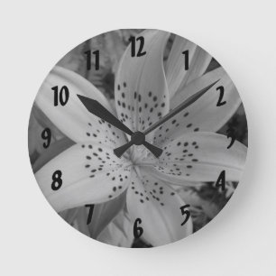 Reloj Redondo Mediano American Tiger Lily