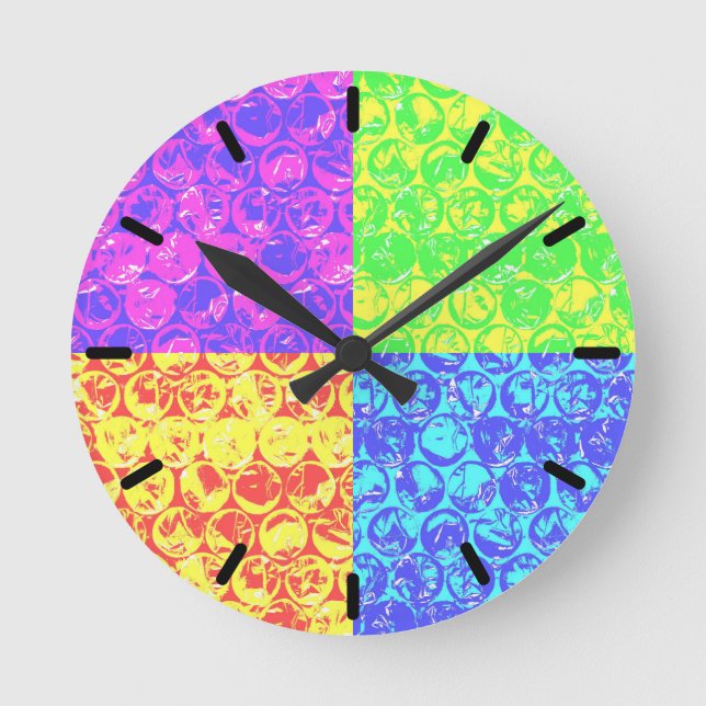 Reloj Redondo Mediano Arreglo de burbujas de arte pop arcoiris (Anverso)
