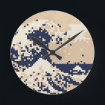 Reloj Redondo Mediano Arte del pixel del pedazo del tsunami 8 del pixel<br><div class="desc">La gran onda del arte del tsunami del pixel del pedazo del vintage 8 de Kanagawa (神奈川沖浪裏).

Los trotones del globo se especializan en imágenes idiosincrásicas alrededor del globo. Aquí usted encontrará tarjetas de felicitación,  las postales,  los posters,  Mousepads y más únicos.</div>