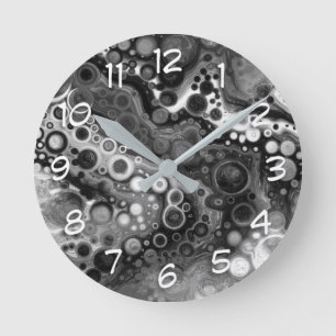Reloj Redondo Mediano Arte fluido digital en blanco y negro