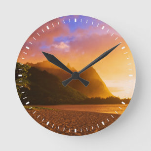 Reloj Redondo Mediano Atardecer dorado en la playa, Hawái