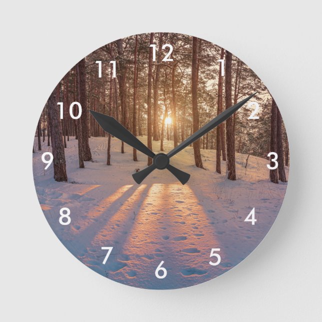 Reloj Redondo Mediano Atardecer en el nevado pinar de invierno (Anverso)