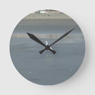 Reloj Redondo Mediano Ave blanco en la imagen de arte de la playa de are