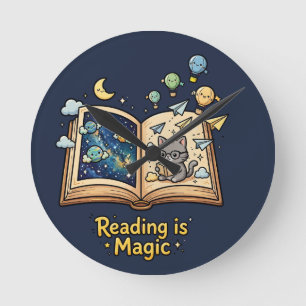 Reloj Redondo Mediano Aventura de lectura mágica - Diseño kawaii de libr
