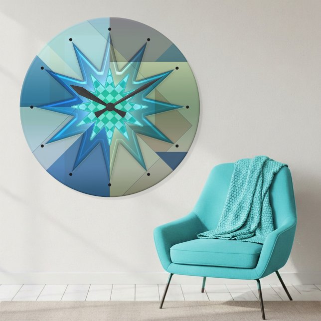 Reloj Redondo Mediano Azul Turquesa Geométrico Arlequín  (Wall clock showing a playful geometric design in teal and turquoise with a harlequin patterned star)