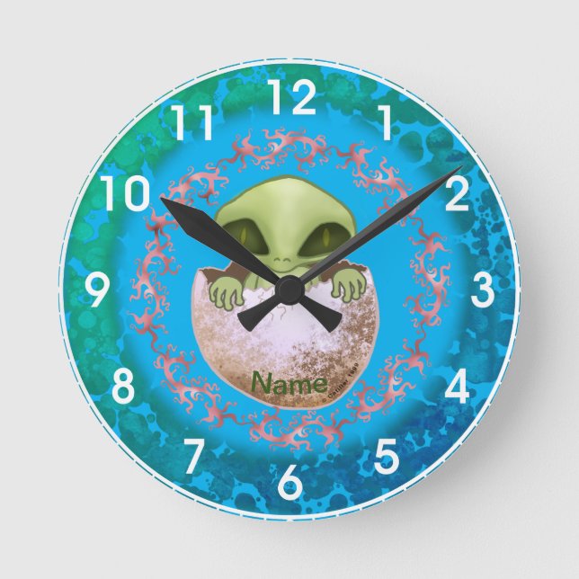 Reloj Redondo Mediano Baby Alien Clock (Anverso)