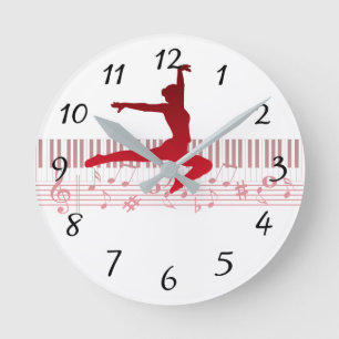 Reloj Redondo Mediano Bailarina de ballet en un teclado 
