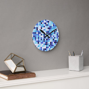 Reloj Redondo Mediano Baldosas de piscina, mosaicos azules, patrón geomé