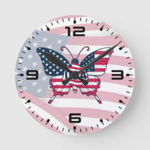 Reloj Redondo Mediano Bandera de EE. UU. Mariposa Diseño Patriótico Orgu