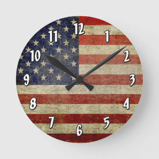 Reloj Redondo Mediano Bandera norteamericana deprimida y angustiada