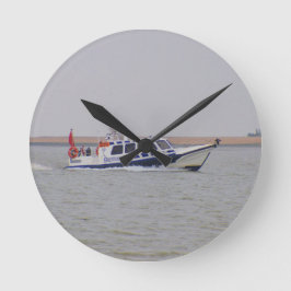 Reloj Redondo Mediano Barco de Seguridad