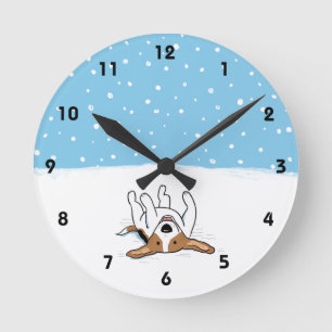 Reloj Redondo Mediano Beagle feliz de la nieve del invierno - perro