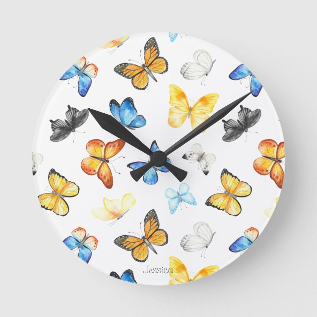Reloj Redondo Mediano Beautiful Butterfly Pattern with Name (Anverso)