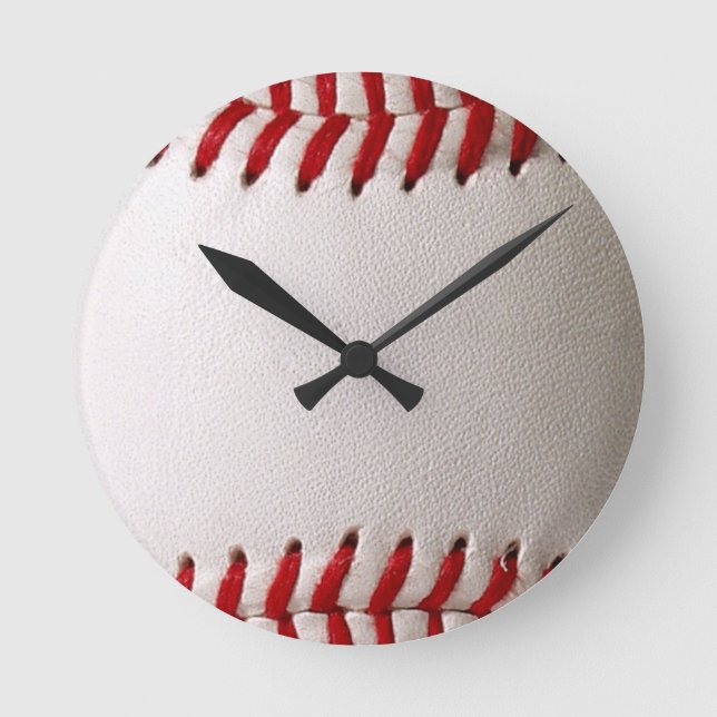 Reloj Redondo Mediano Béisbol y Softbol Costura Roja (Anverso)