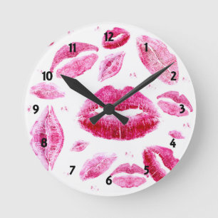 Reloj Redondo Mediano Besos por todo (blanco)