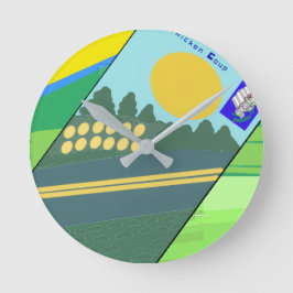 Reloj Redondo Mediano Big Funny Eggs Crossing the Road