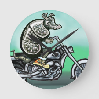 Reloj Redondo Mediano Biker Club Dillo
