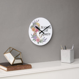 Reloj Redondo Mediano Bloom con Grace Elegent Floral Woman Silhouette