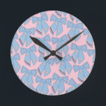 Reloj Redondo Mediano Bocos De Color Rosa Y Azul<br><div class="desc">Los Navidades Coloridos Se Doblan - Cintas De Coqueta - Rosa Y Azul.</div>