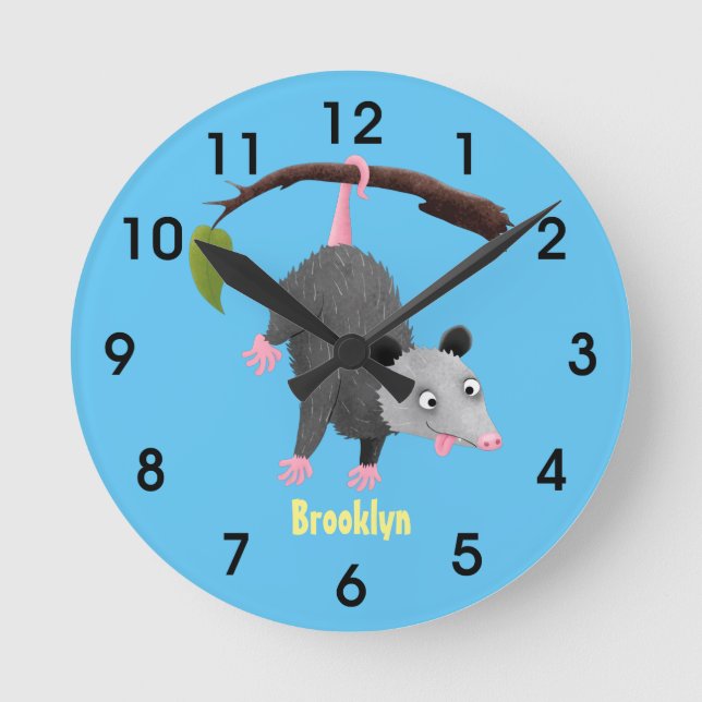 Reloj Redondo Mediano Bonito opossum colgando de un personalizado de suc (Anverso)