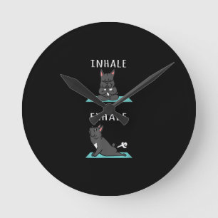 Reloj Redondo Mediano Bulldog francés Yoga Inhale Exhale Gracioso Regalo