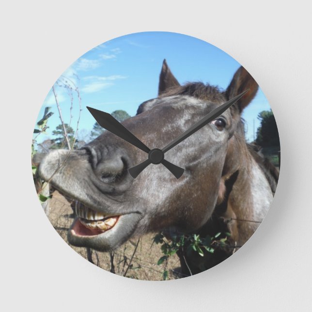 Reloj Redondo Mediano Caballo marrón de cara divertida (Anverso)