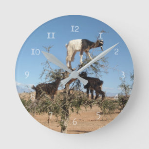 Reloj Redondo Mediano Cabras divertidas en un árbol
