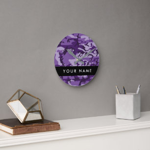 Reloj Redondo Mediano Camuflaje Morado Personaliza tu nombre